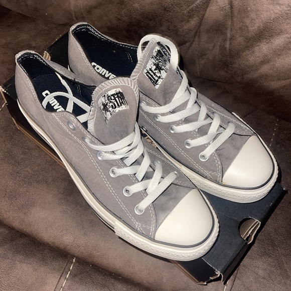 men’s gray converse - Picture 2 of 4